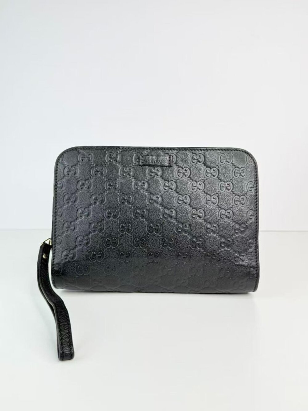 Gucci Signature Black Leather Zip Clutch Travel Organizer Wristlet